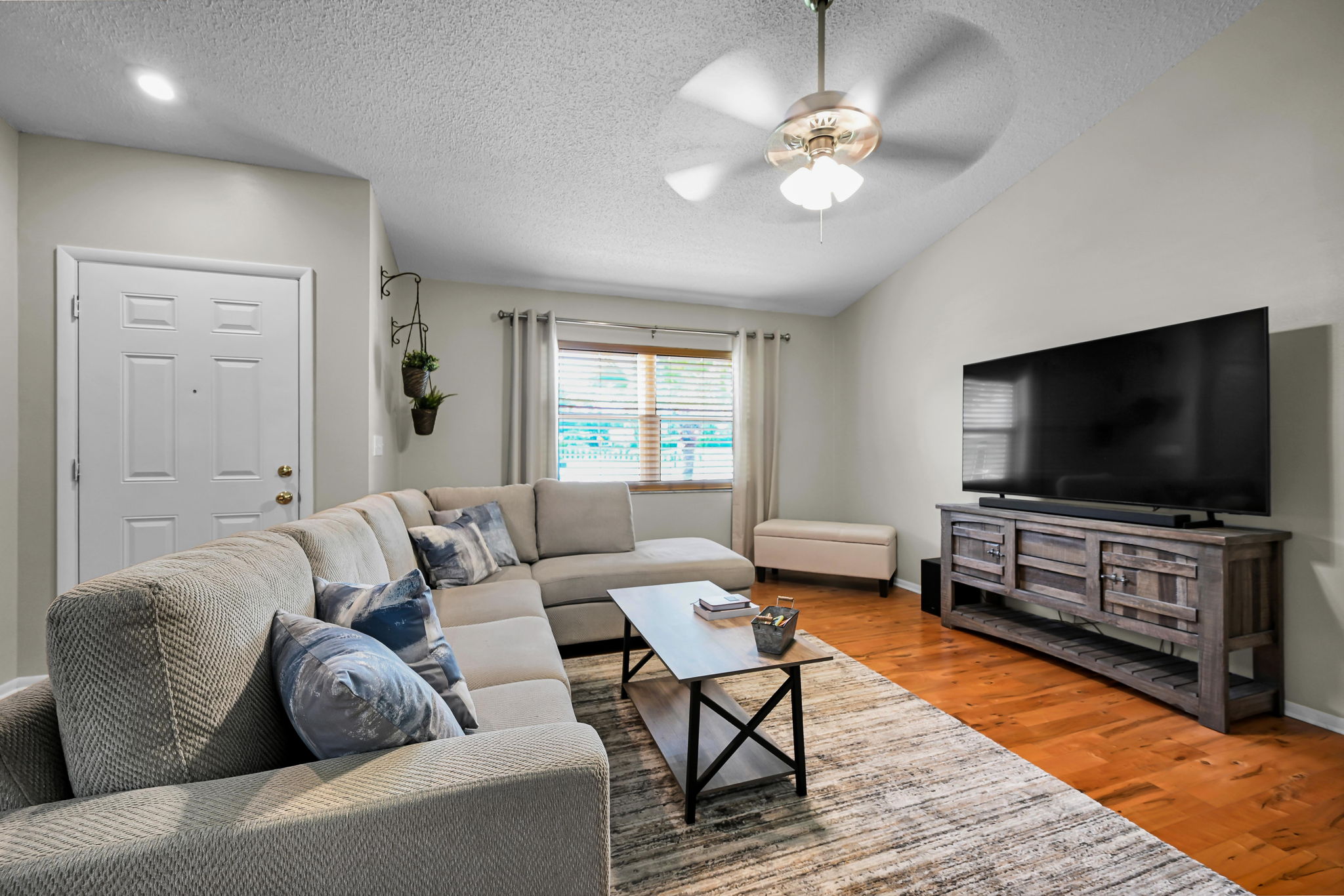 Living Room2