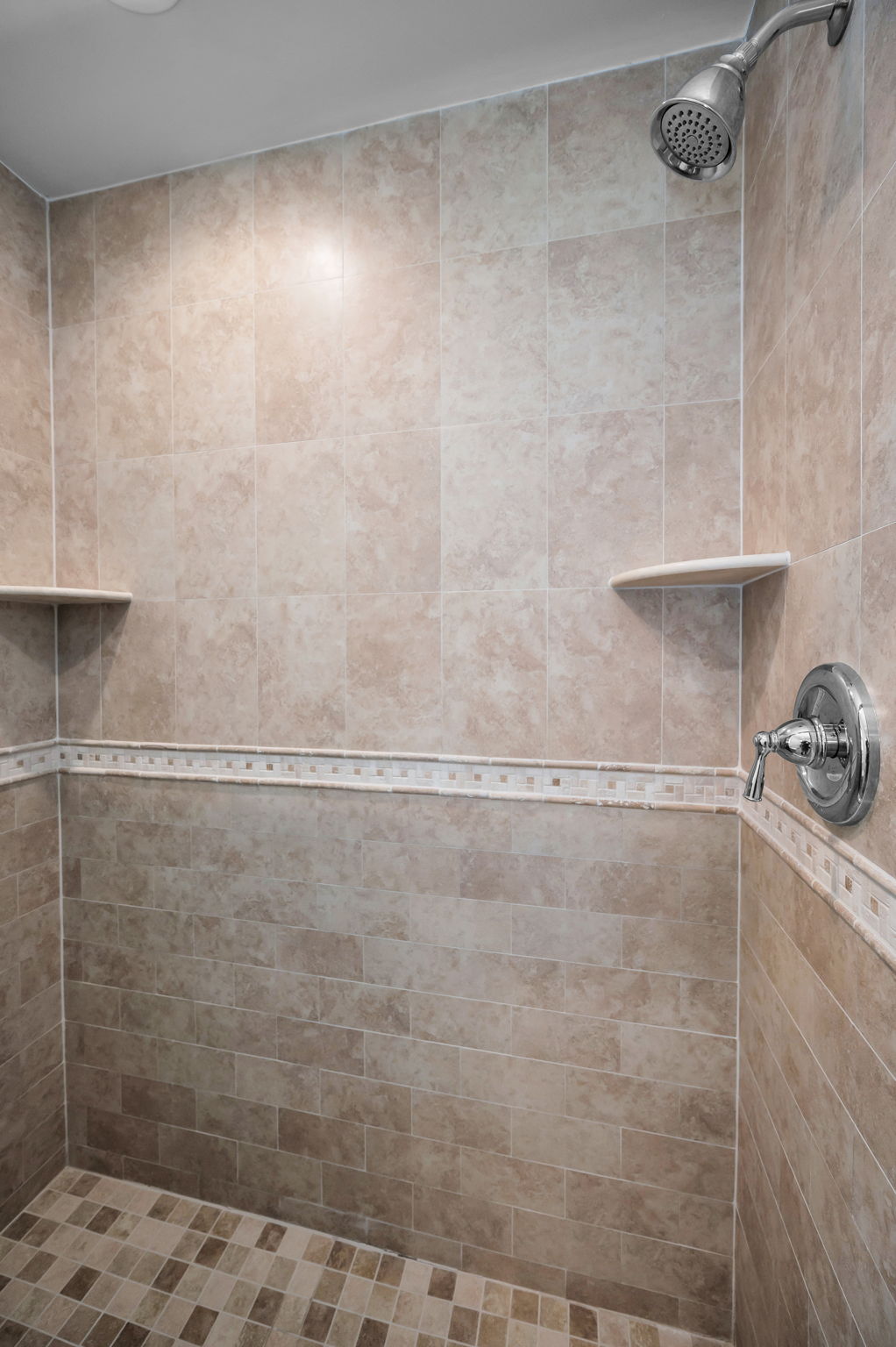 Master Bathroom1b