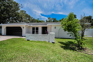 Front Exterior4
