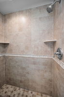 Master Bathroom1b