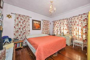 Bedroom 1a