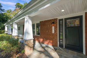  Photo 0