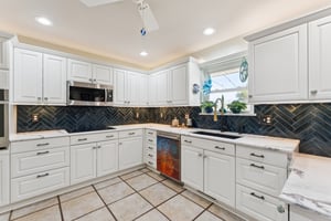 3413 NW 65th Terrace_023.jpg