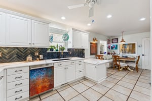 3413 NW 65th Terrace_024.jpg