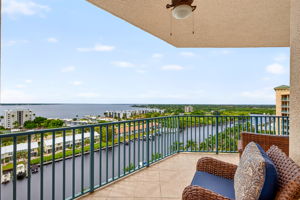 Lanai 1