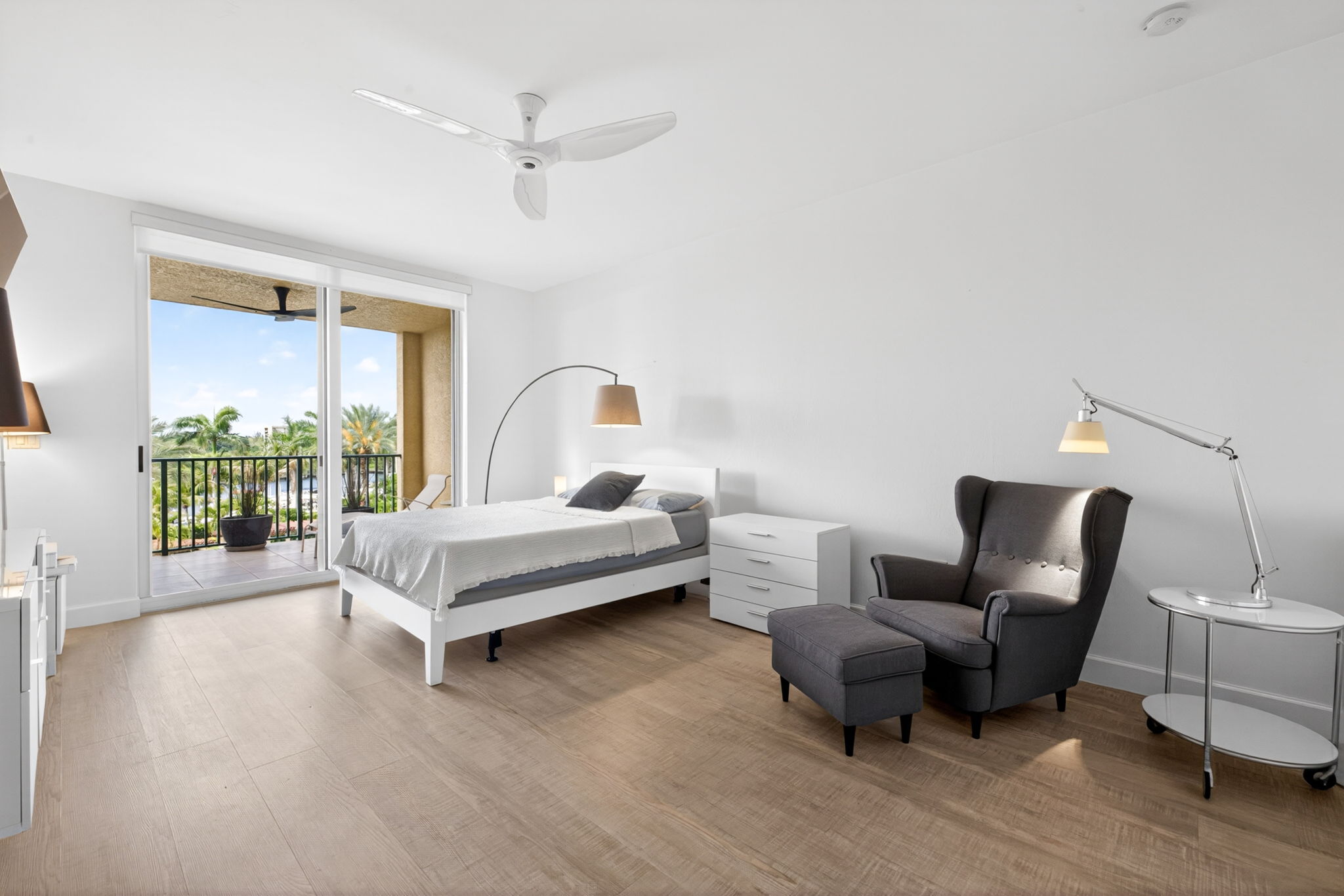 Primary Bedroom 2 of 4