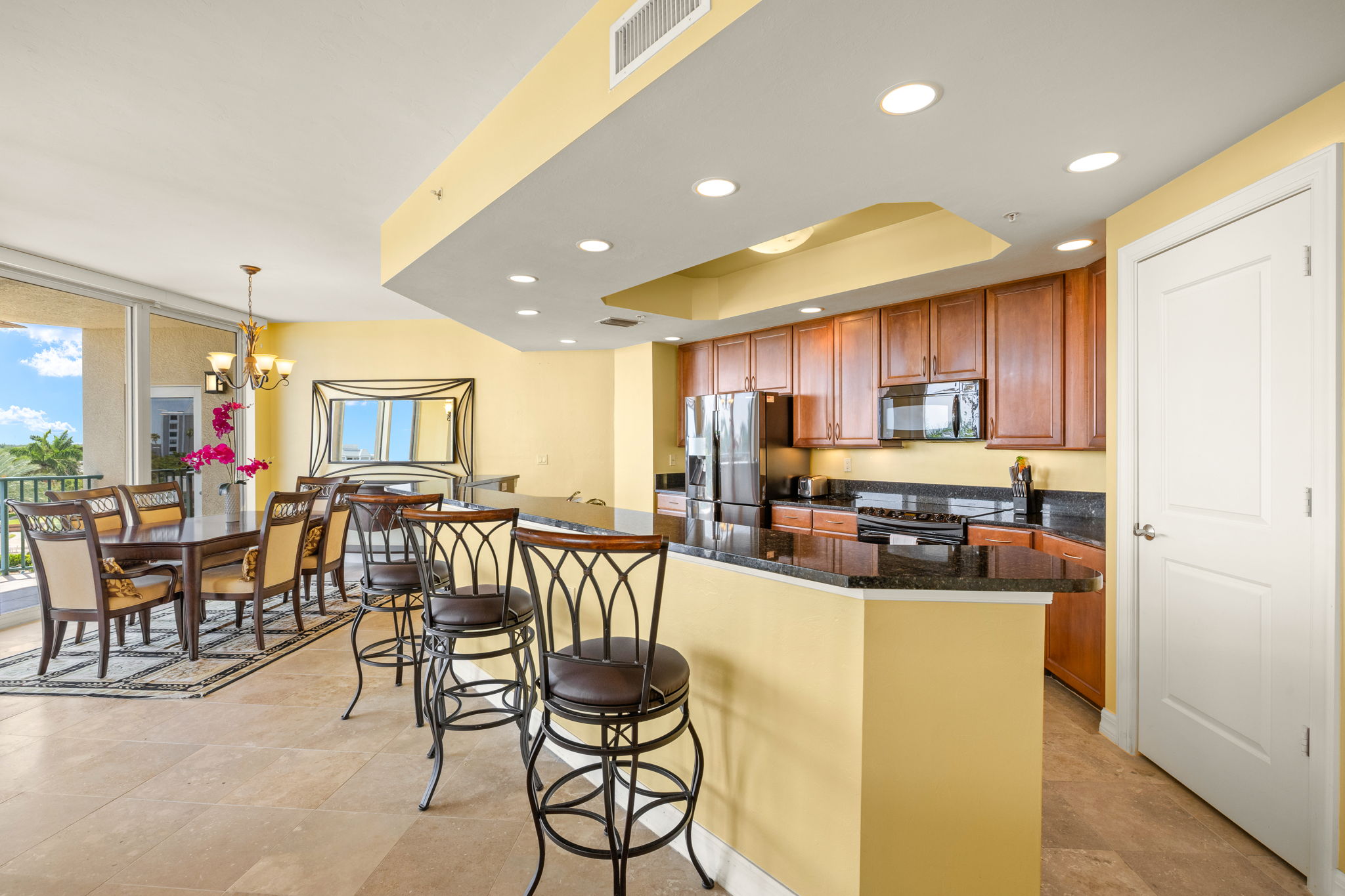 Breakfast Bar
