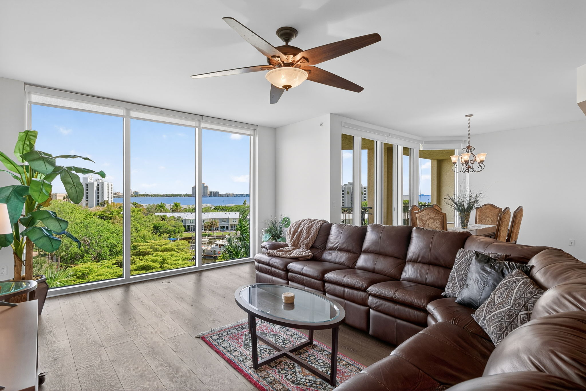 Living Room 2 of 4-r