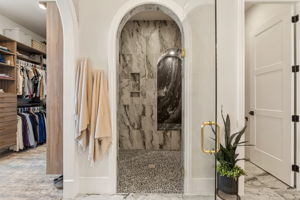  Photo 37