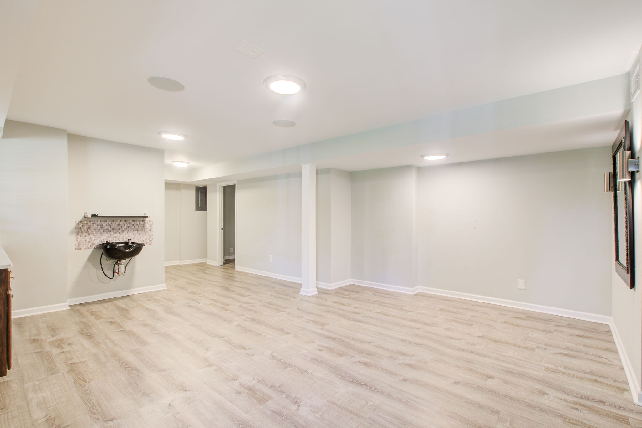 49 Terrace Level Main C w Flex Room Access