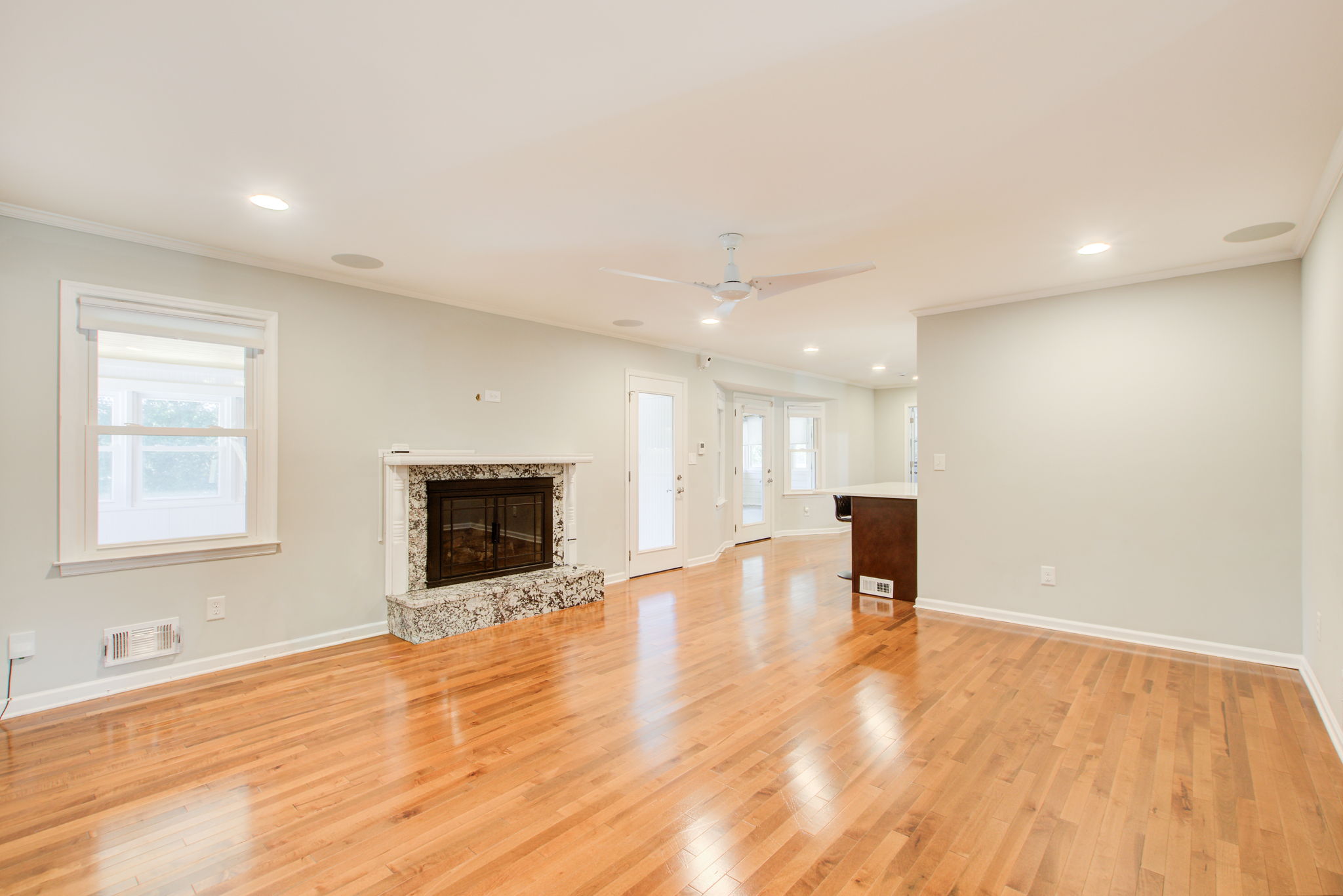 26 Living Room A w Kitchen
