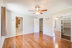 37 Main BR C w En Suite + Closet