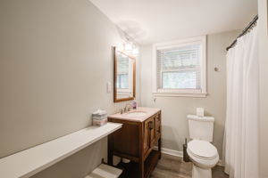 52 Terrace Level Full Bath A