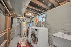  Photo 31