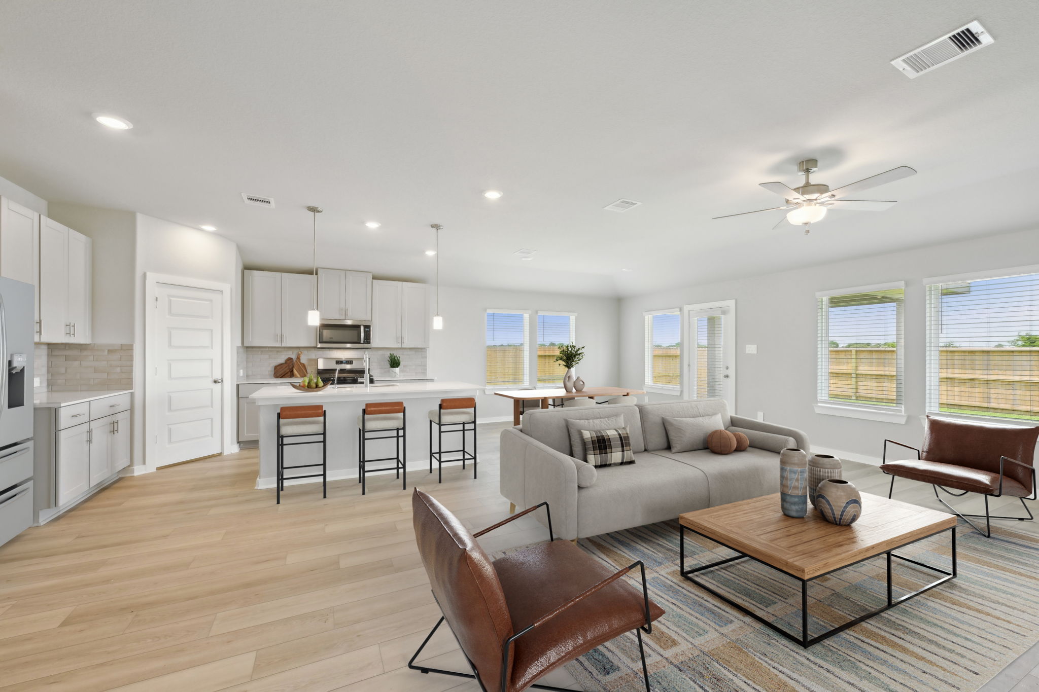 Houston - Central Park Square - 3415 Zilker Texas City, TX 77591 -010 virtually staged