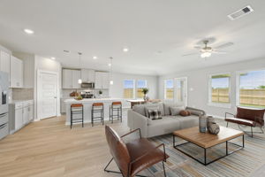 Houston - Central Park Square - 3415 Zilker Texas City, TX 77591 -010 virtually staged