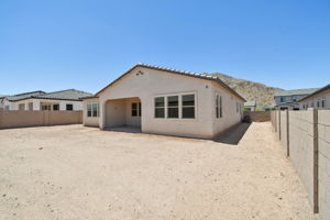 N Tanglewood Pass-2105-032