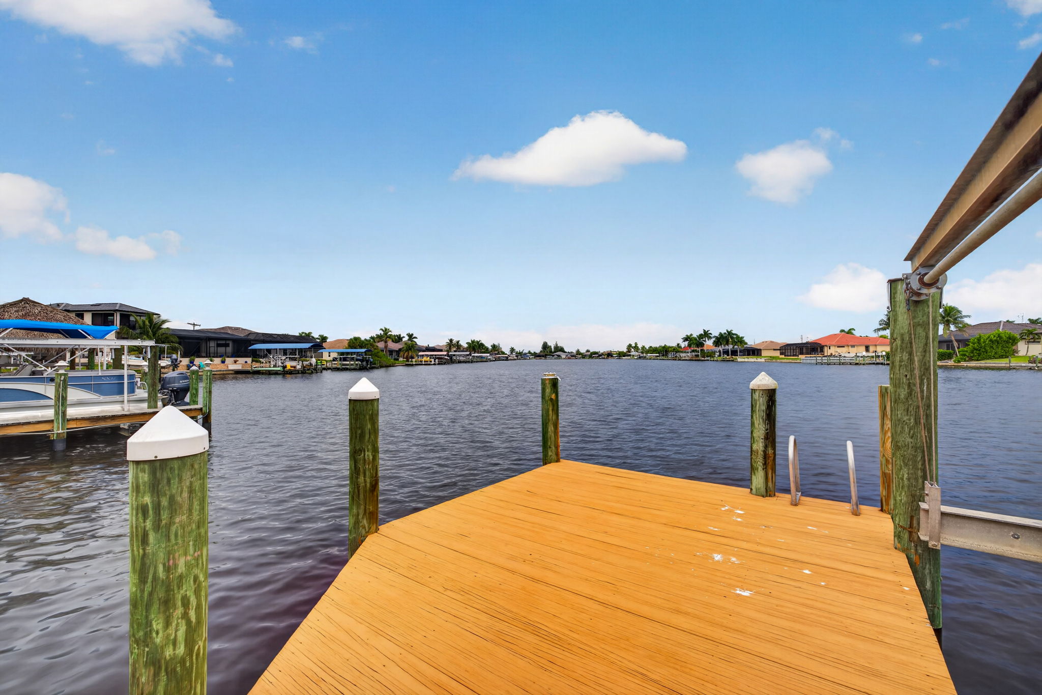 Dock 2 of 2