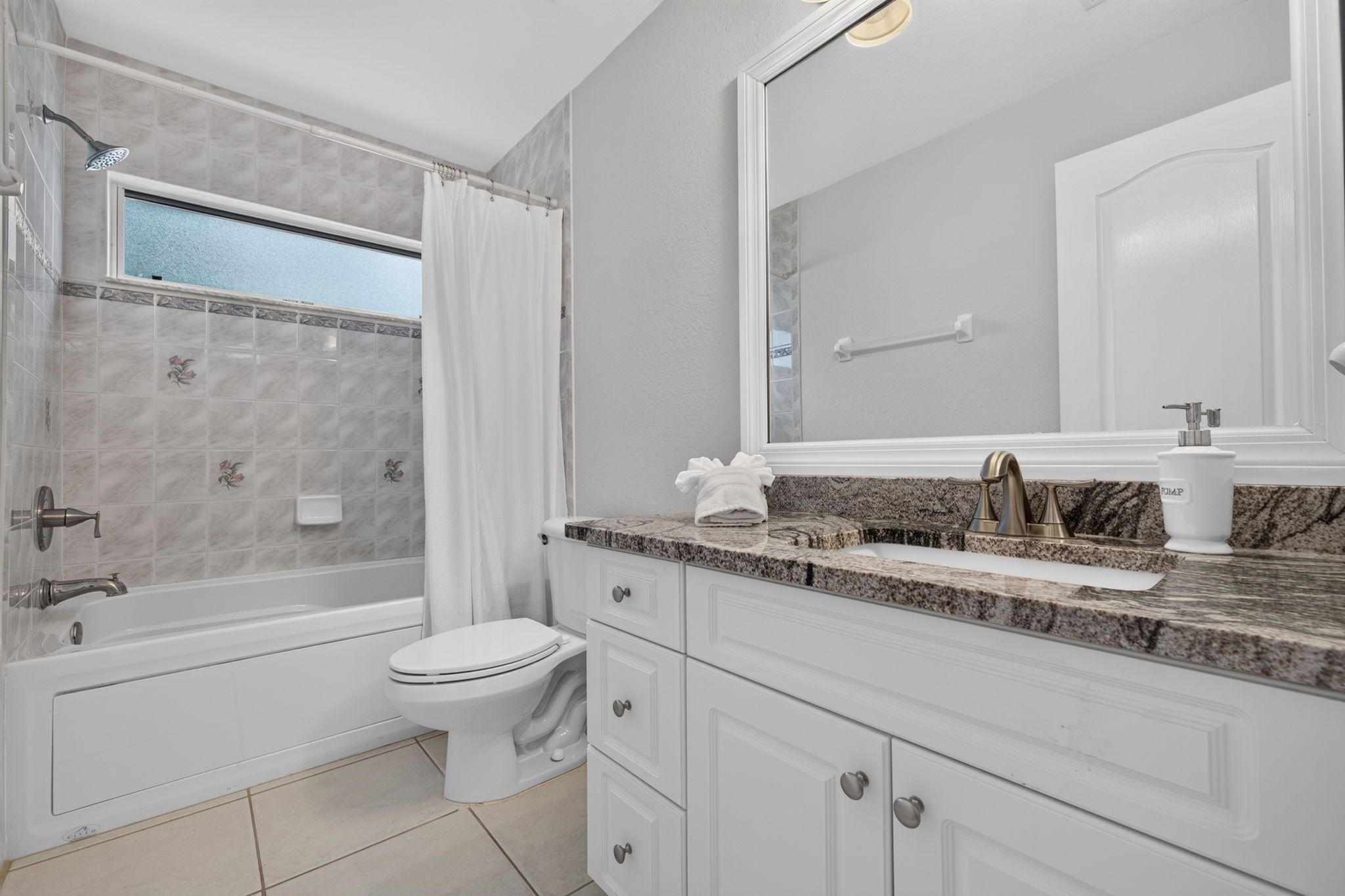 Guest Bathroom 2