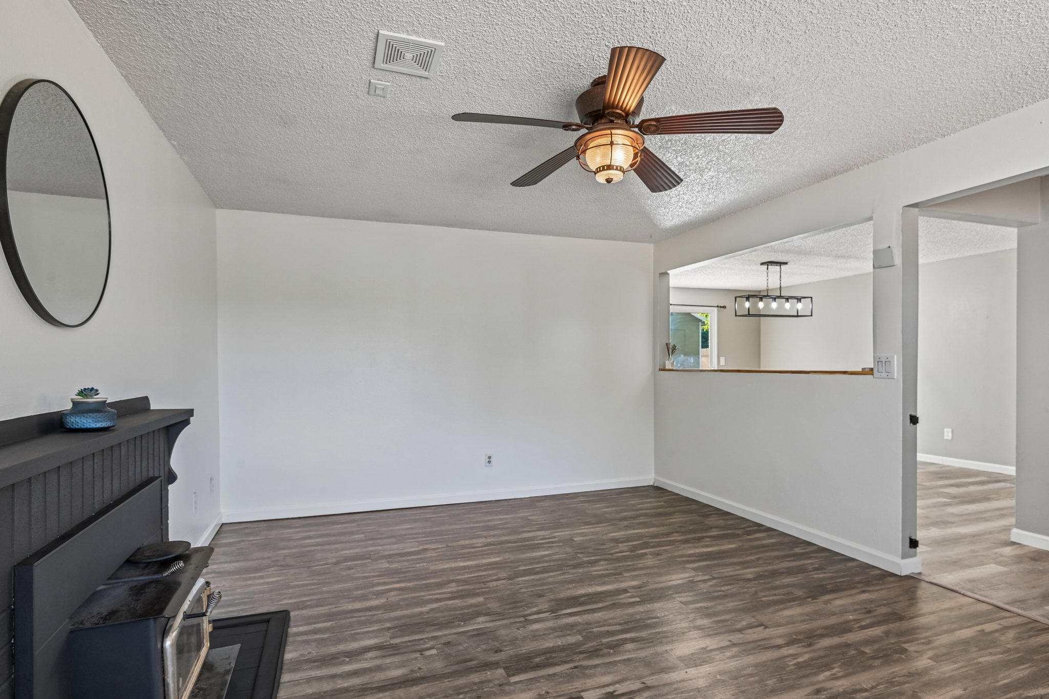 SE Azalea St-S1908-008.jpg