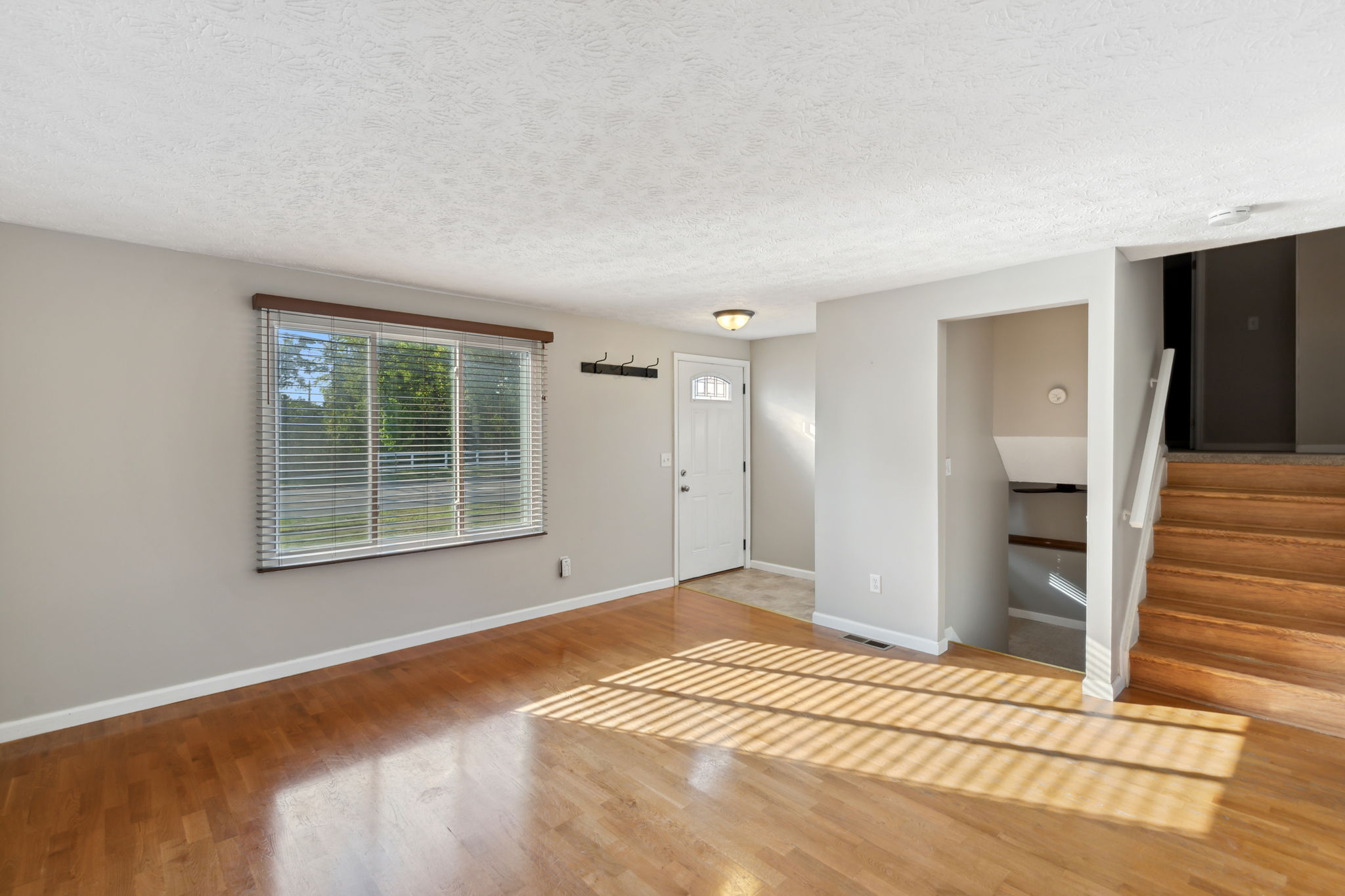 12_Interior