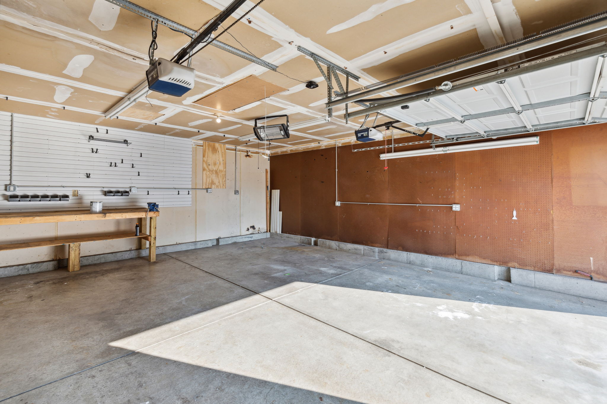 26_Interior