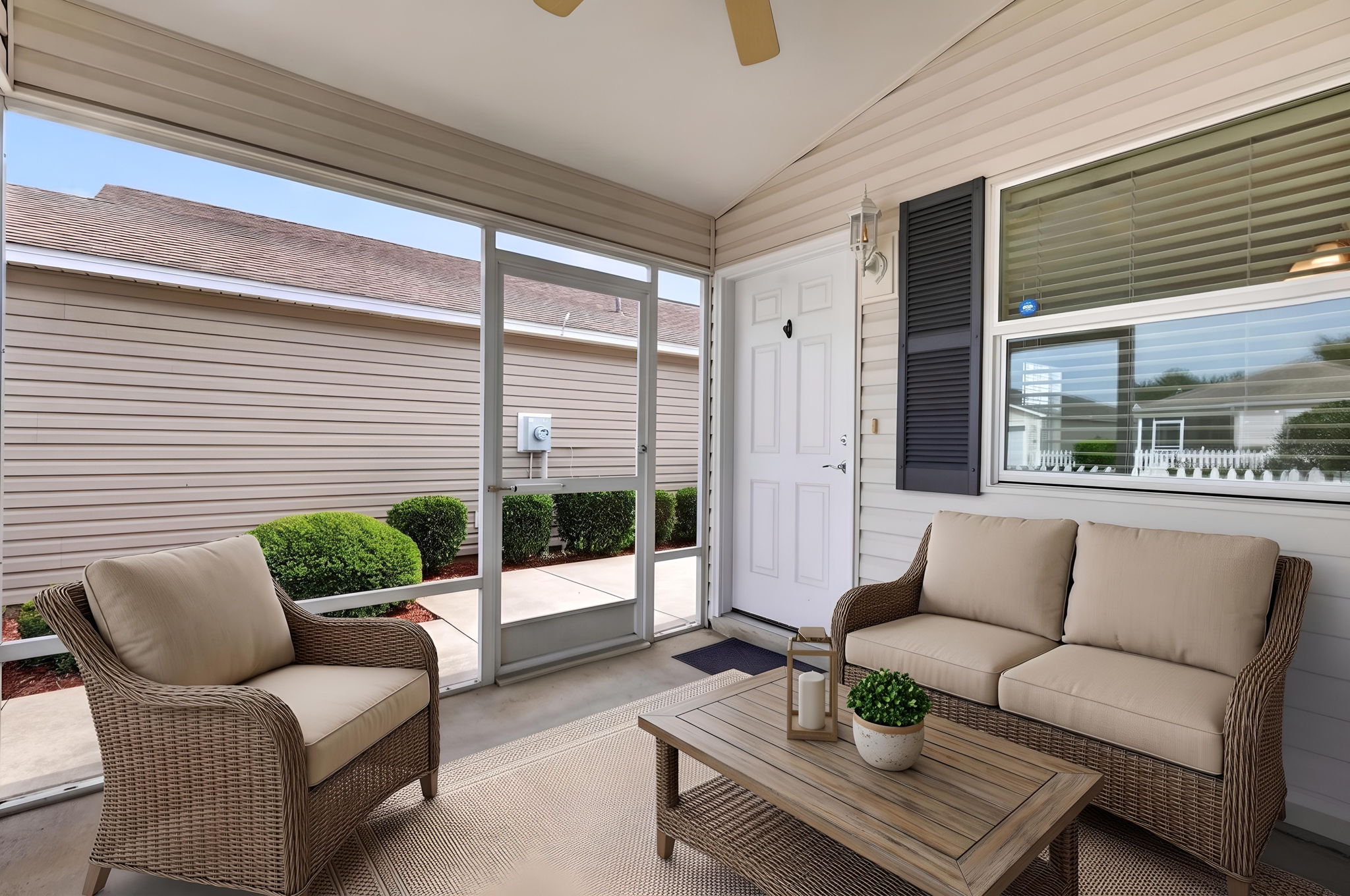 Lanai-Virtually Staged