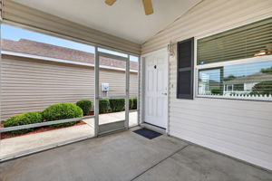 Lanai ad Front Entry