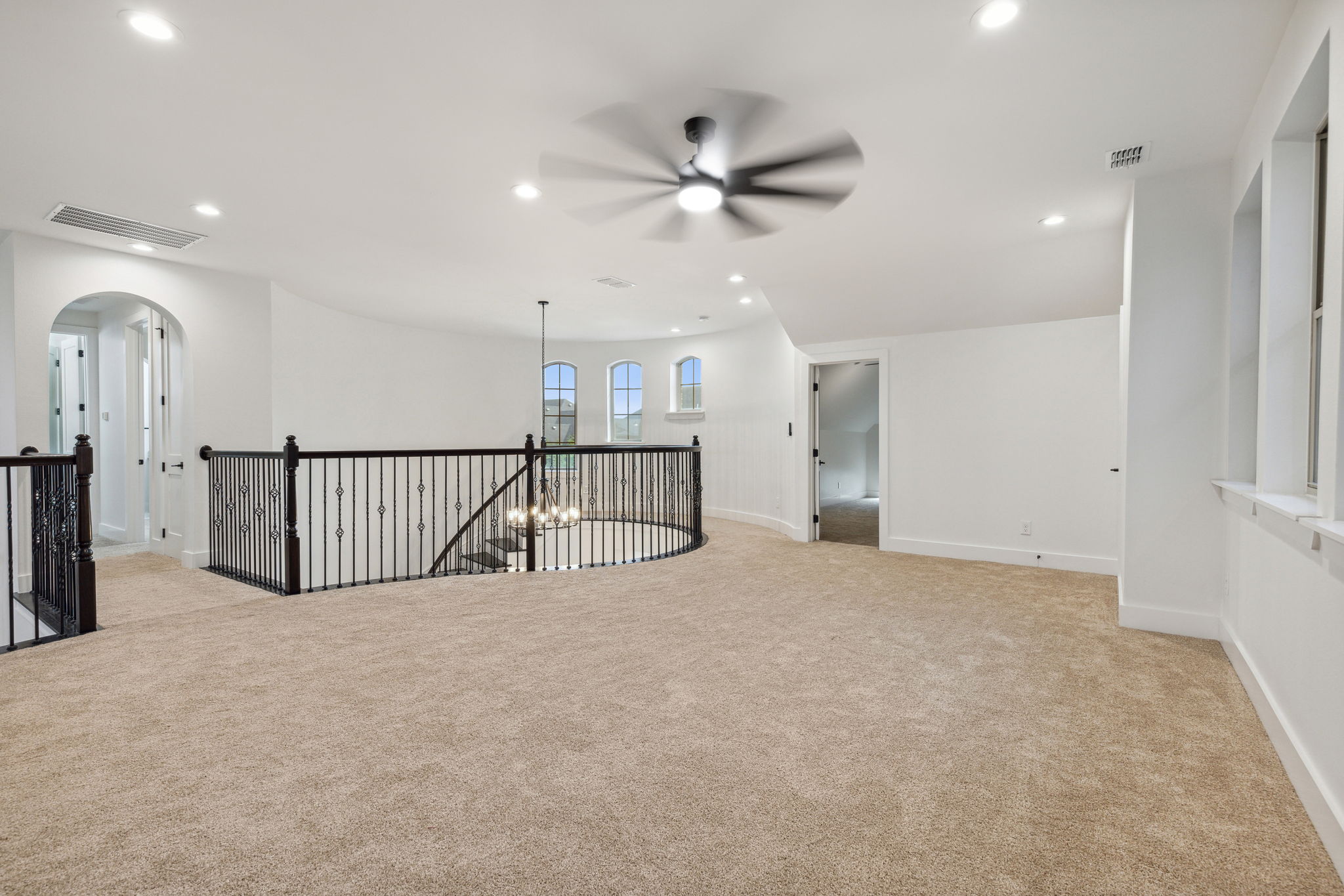 3419Challis_030