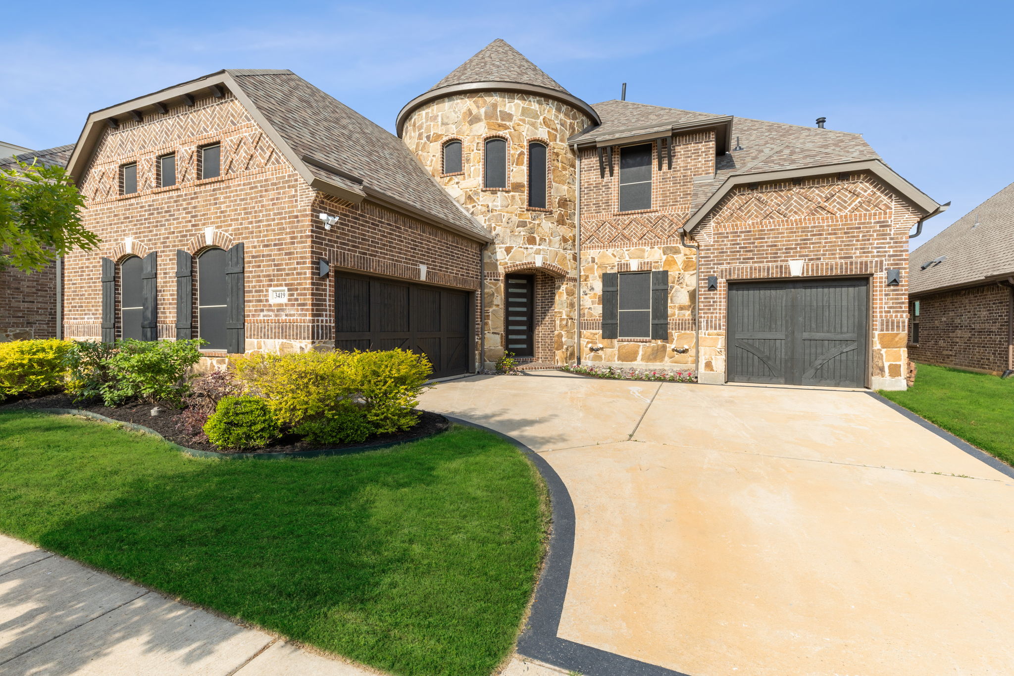 3419Challis_002