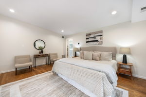 Ensuite Primary Bedroom addition w walk-in closet