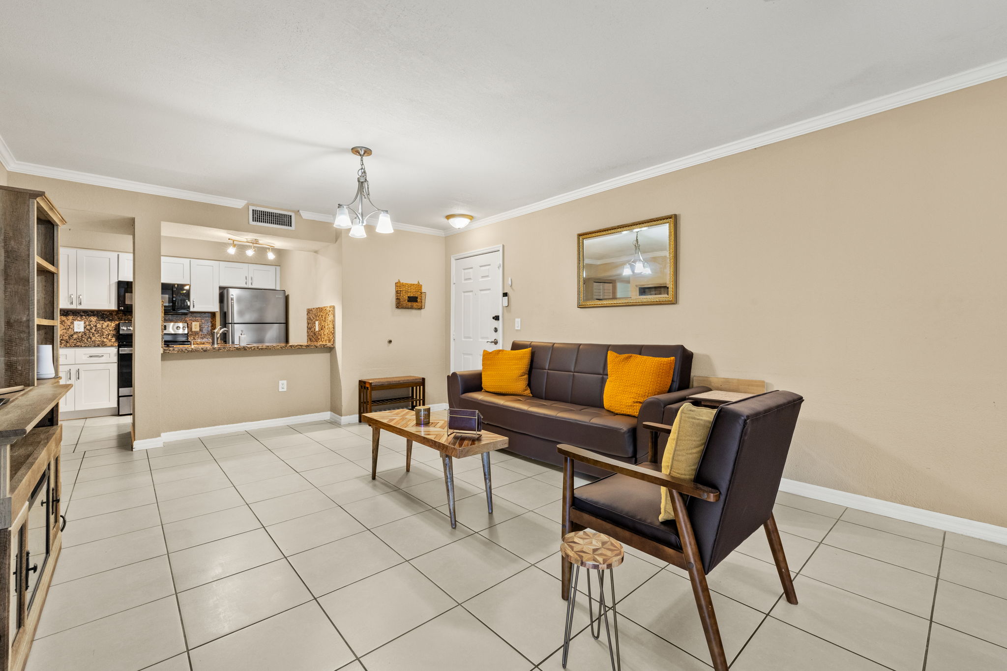Living Room 4 of 4