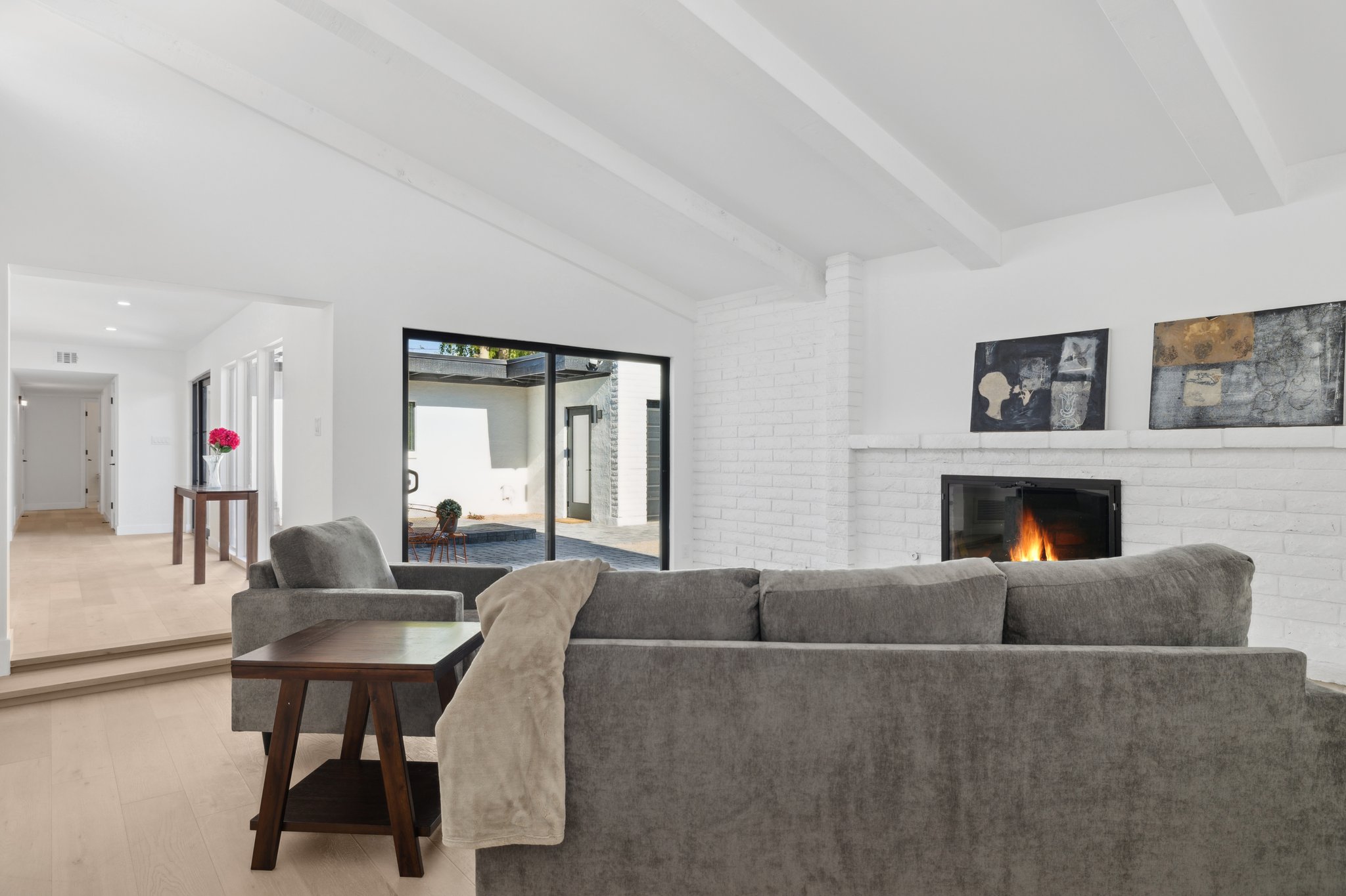 342 E Orangewood Ave, Phoenix, AZ 85020 - 009.jpg