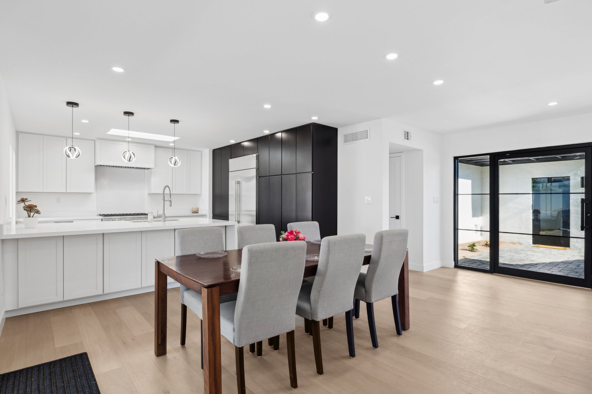 342 E Orangewood Ave, Phoenix, AZ 85020 - 012.jpg