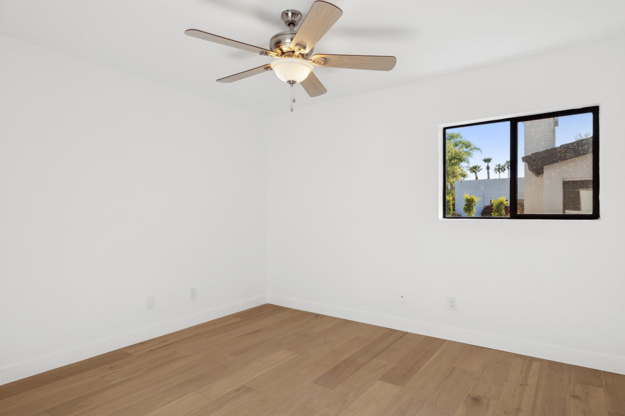 342 E Orangewood Ave, Phoenix, AZ 85020 - 028.jpg