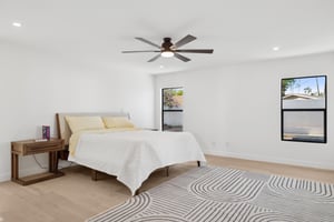 342 E Orangewood Ave, Phoenix, AZ 85020 - 016.jpg