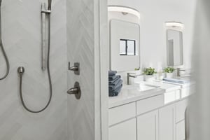 342 E Orangewood Ave, Phoenix, AZ 85020 - 020.jpg
