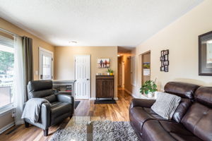 342 Griffith St, London, ON N6K 2R9, Canada Photo 6