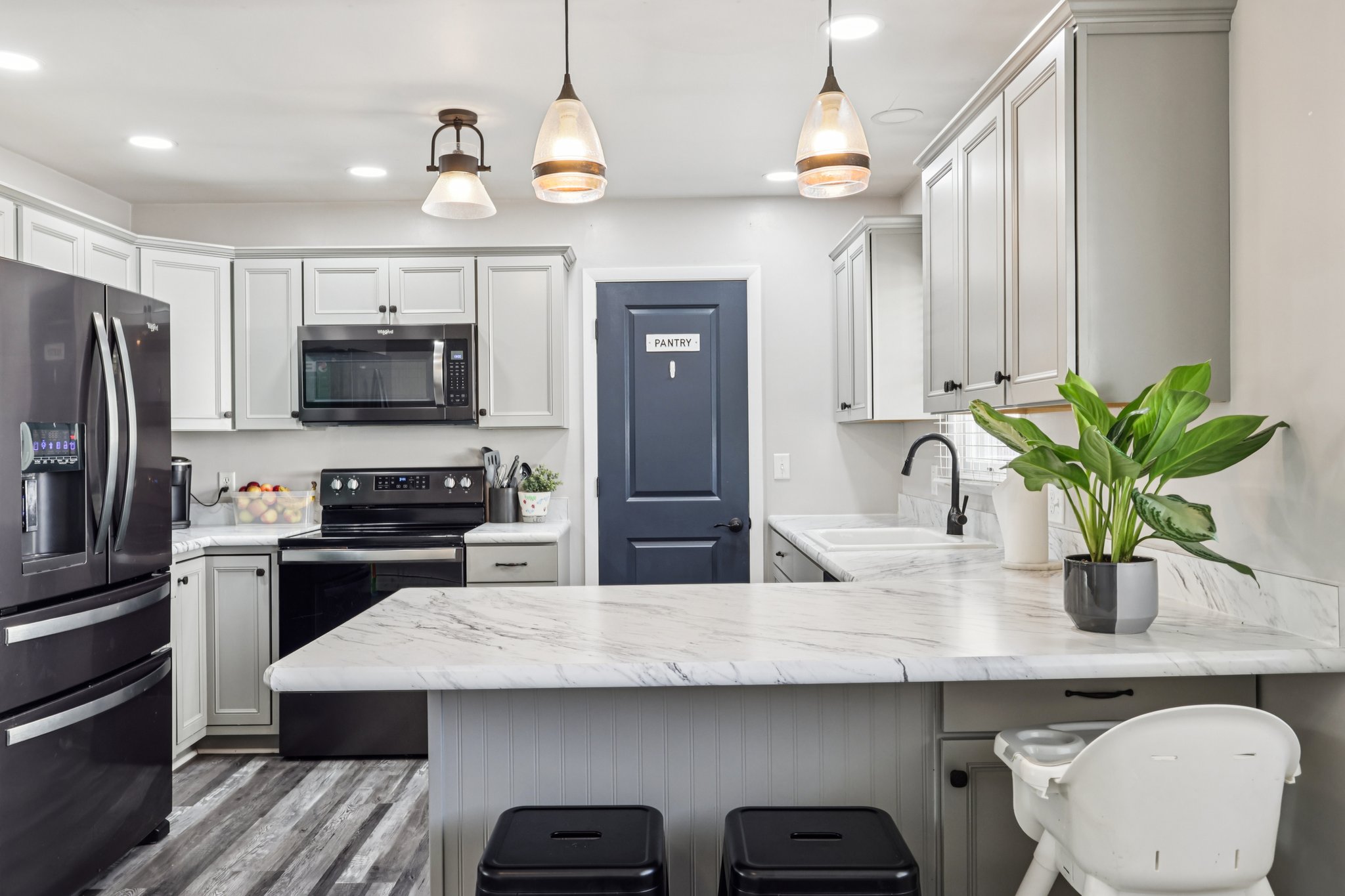 McKinley Ave-S1109-022.jpg