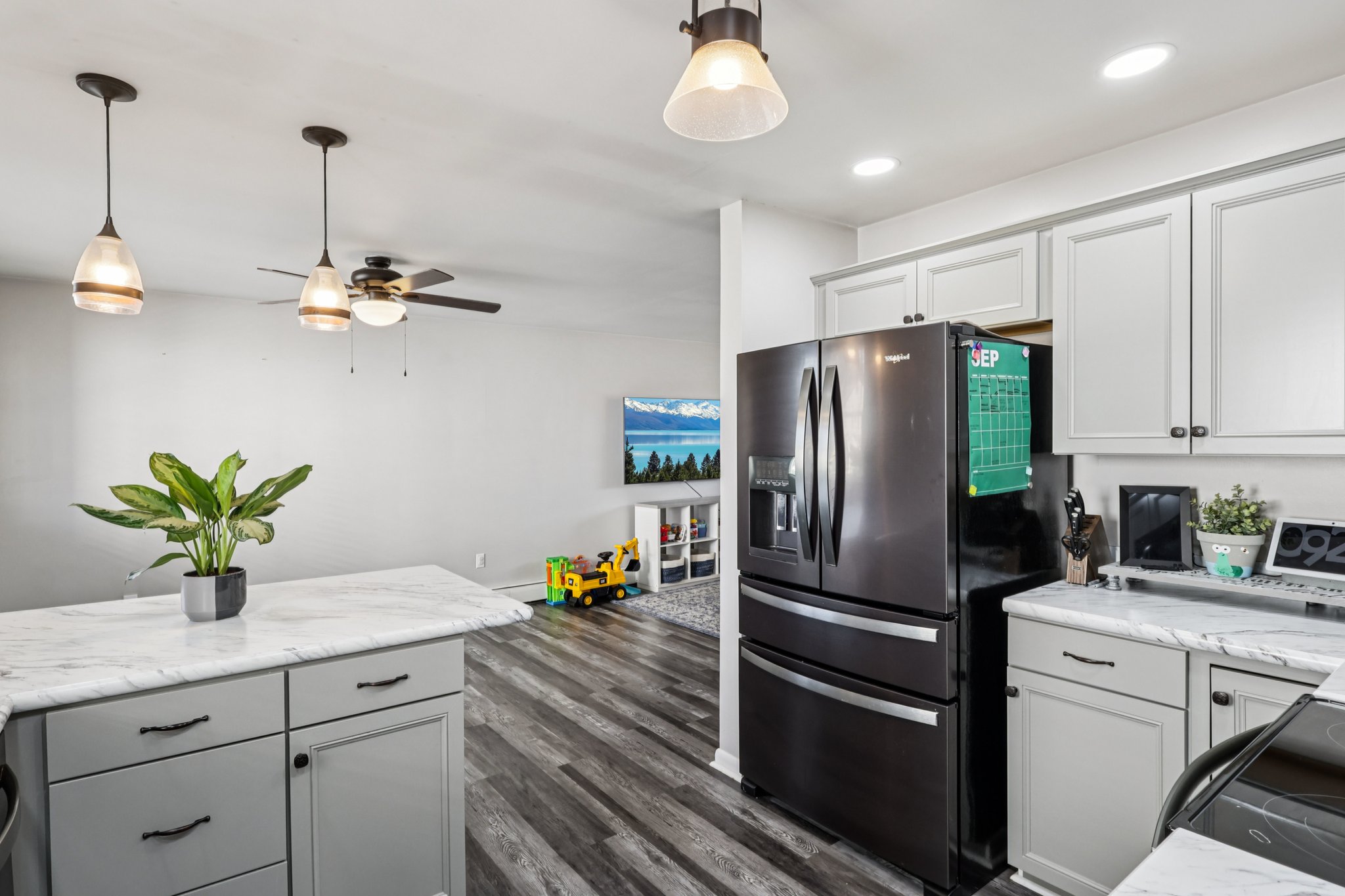 McKinley Ave-S1109-025.jpg