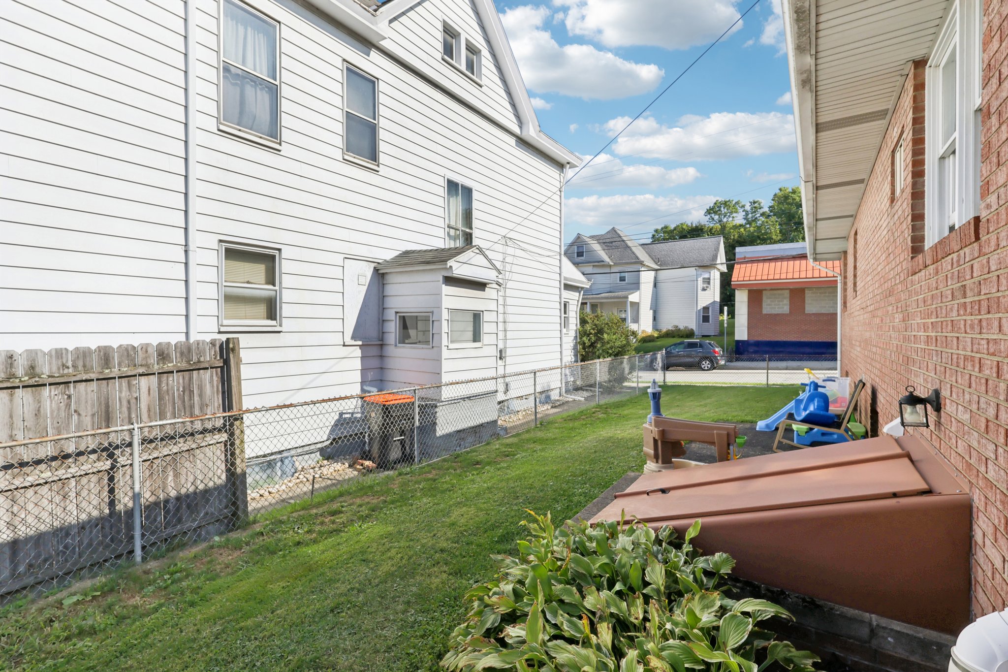 McKinley Ave-S1109-049.jpg