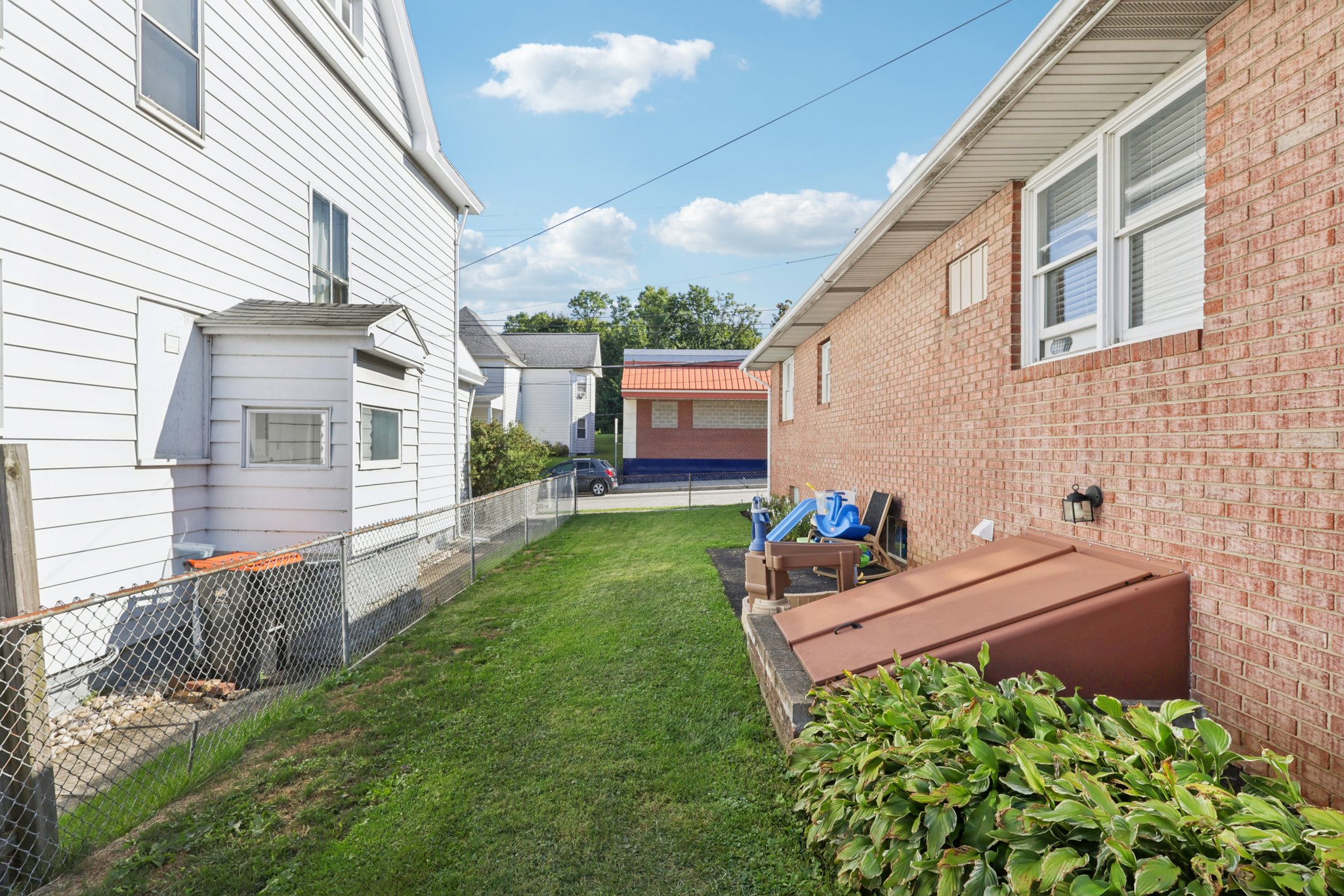 McKinley Ave-S1109-053.jpg