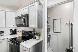 McKinley Ave-S1109-026.jpg