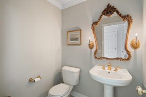  Photo 40