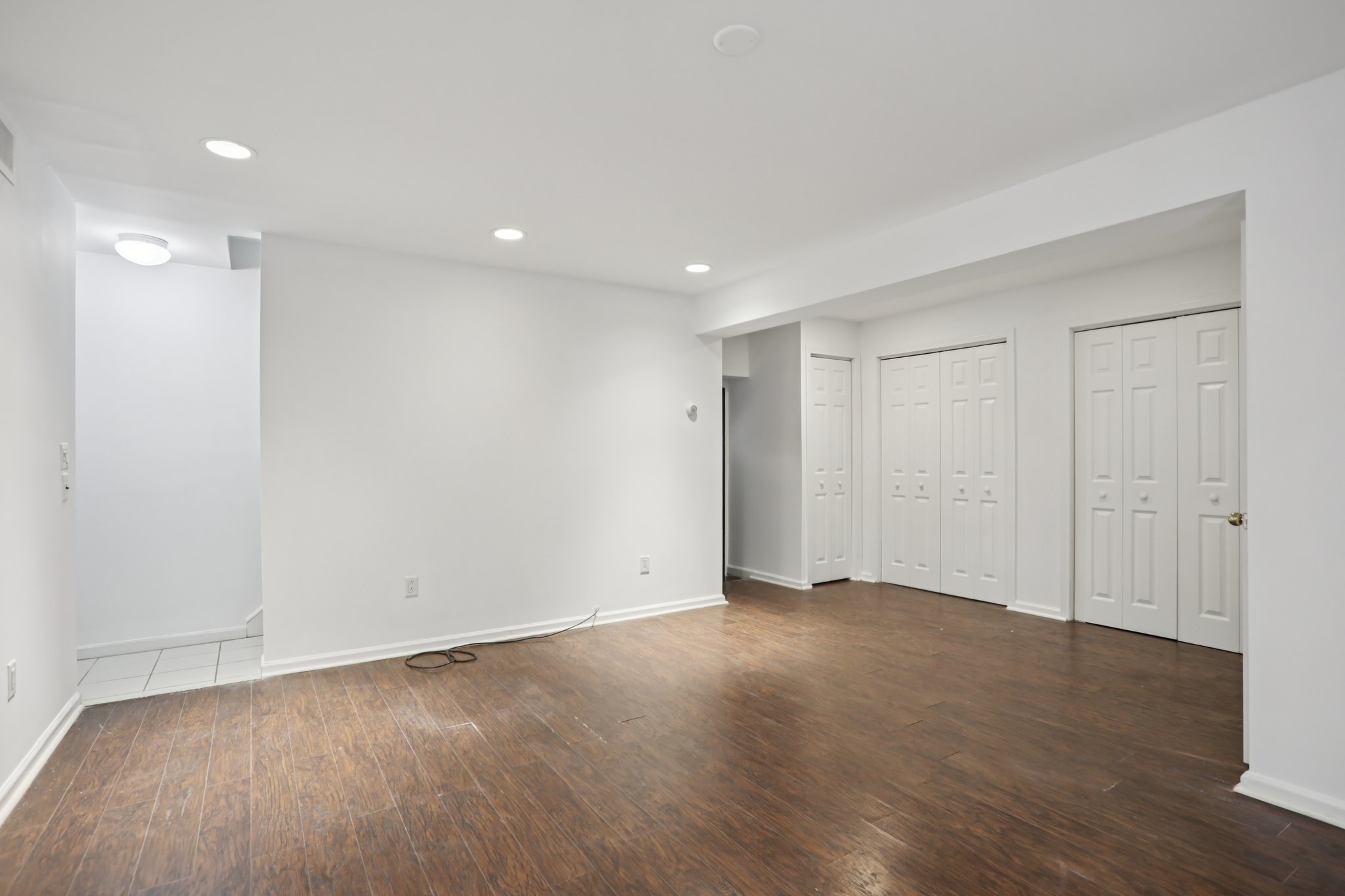 Ogden Ave. 1-S0204-035.jpg