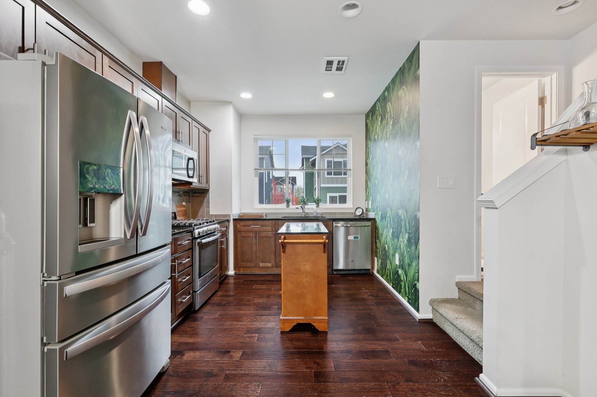 30th Dr-S0411-007.jpg