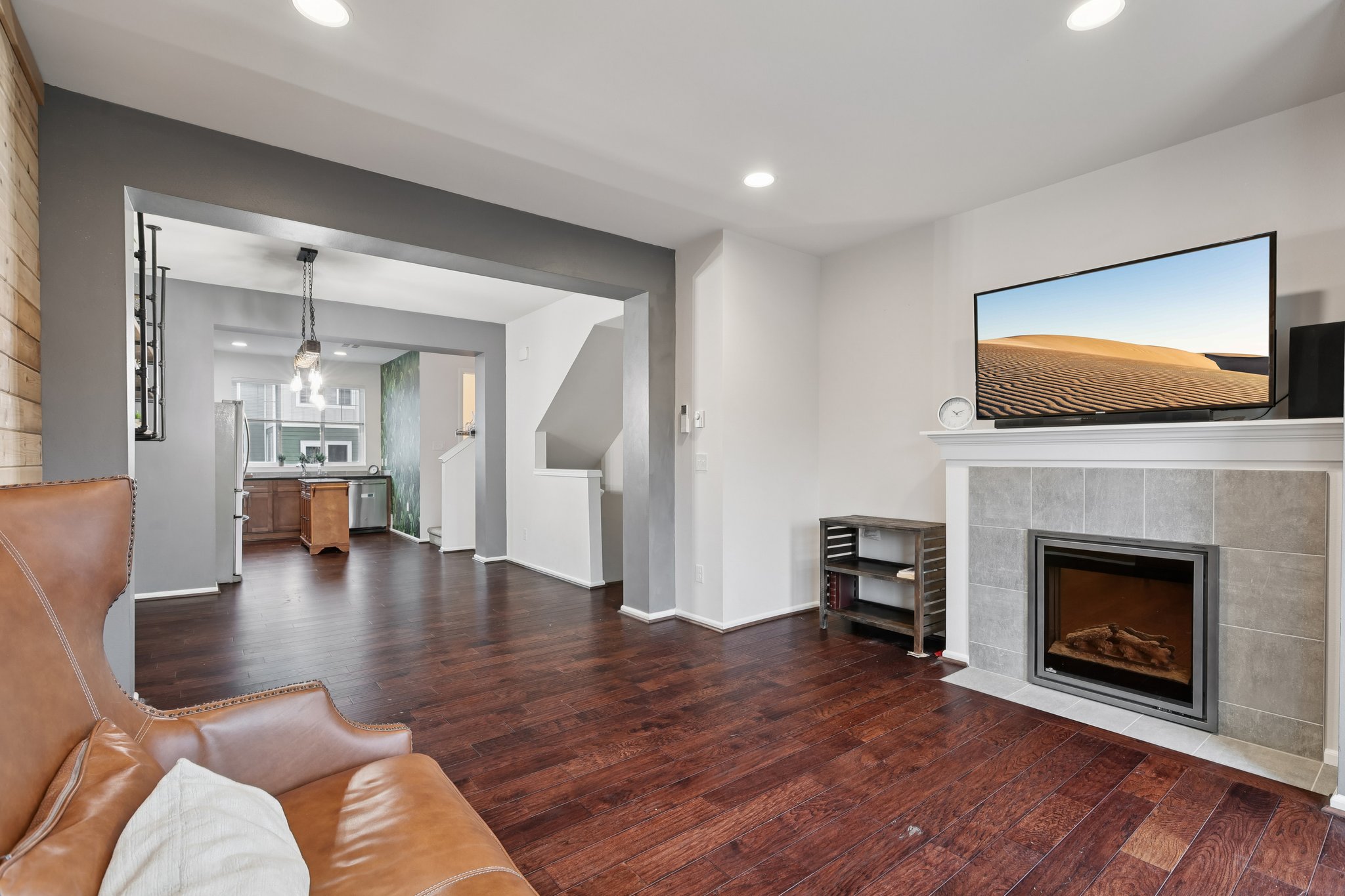 30th Dr-S0411-015.jpg