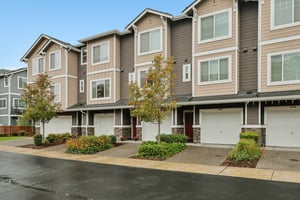 30th Dr-S0411-003.jpg