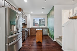 30th Dr-S0411-007.jpg