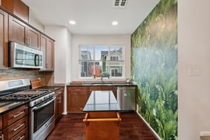 30th Dr-S0411-010.jpg